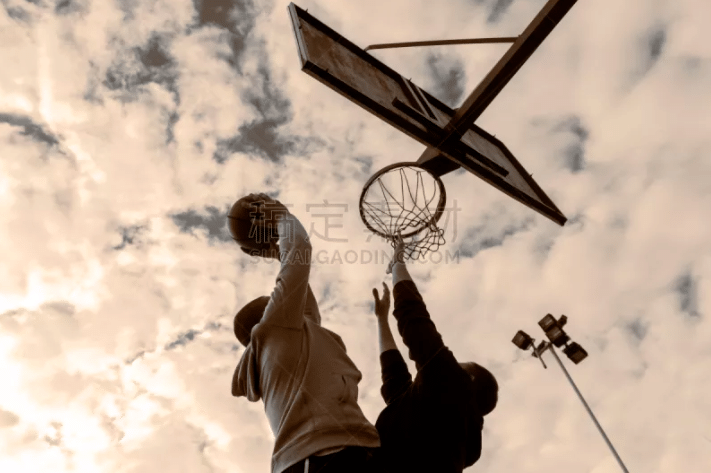 Epic商城公布第三款神秘免费游戏：恋爱游戏《永夜》